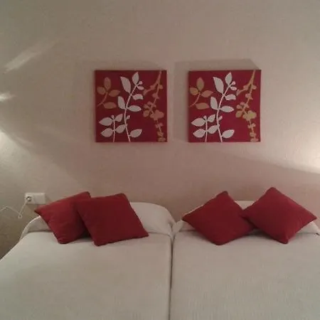 Ca La Tieta Quima Holiday home Guiamets